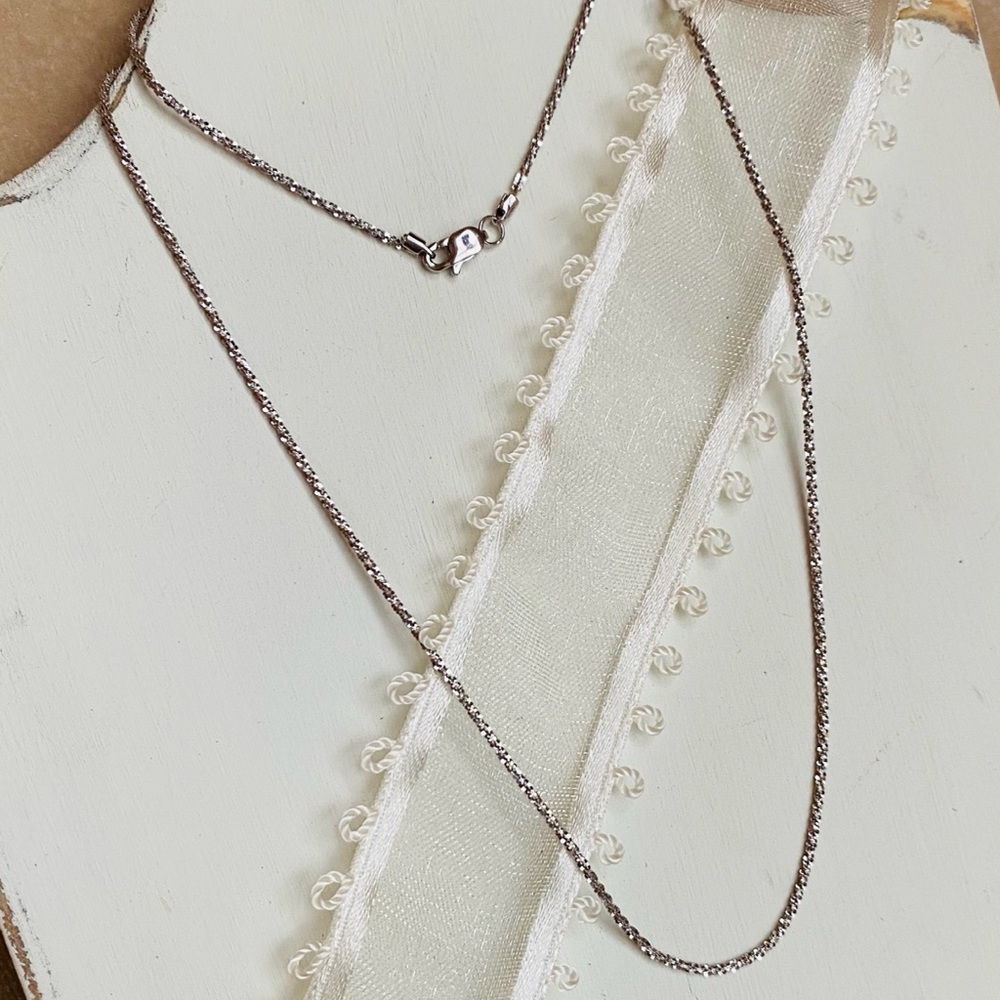 14K White Gold Chain